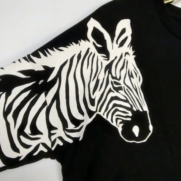Zebra Sweatshirt Graphic Pullover - Picture 4 of 7